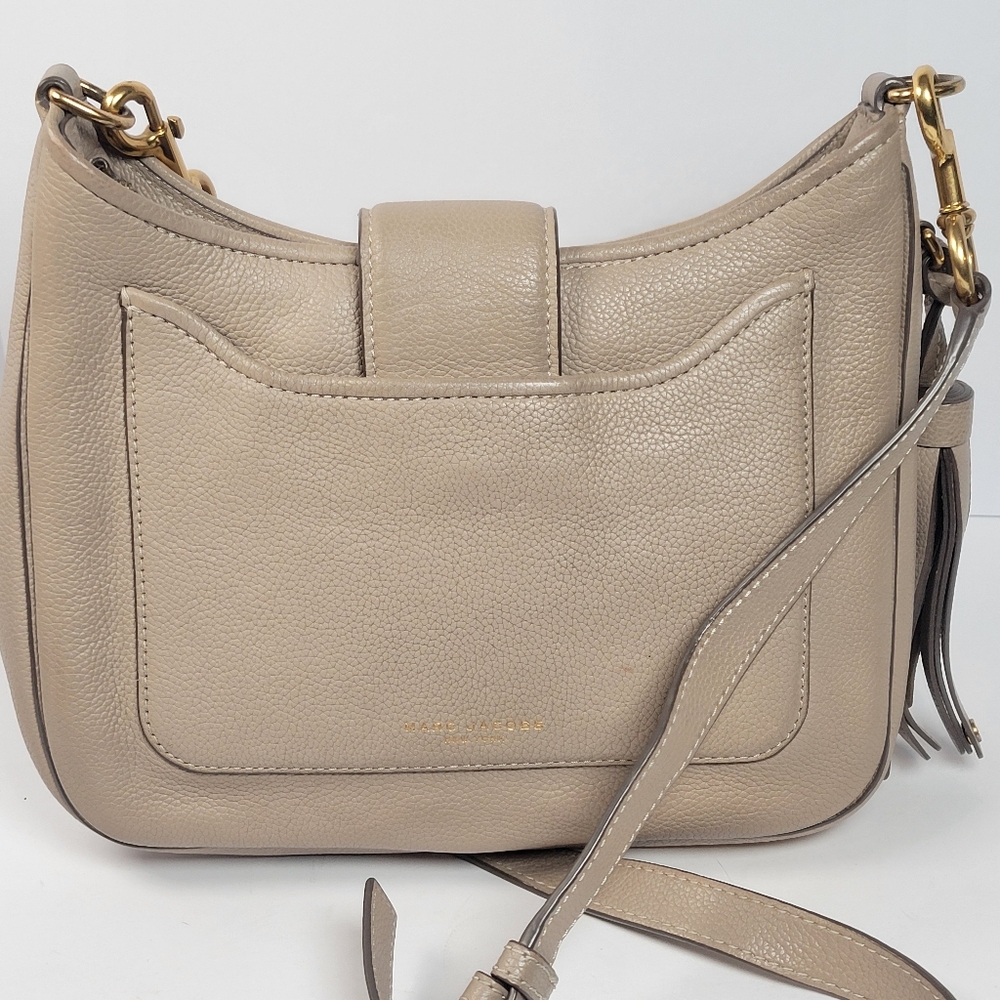 Marc Jacobs Taupe Interlock Leather  Crossbody Bag with Gold Accents - Picture 5 of 8